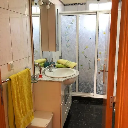 Casa Aida Sea View بيت للعطل Relogio do Poiso